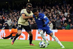 «Барселона» в меньшинстве разгромно проиграла «Челси» в матче Лиги чемпионов