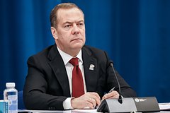 Медведев в одном посте использовал одиннадцать разных оскорблений для Зеленского