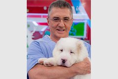 Доктору Мясникову подарили собаку