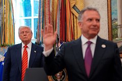 Трамп назвал Уиткоффа величайшим переговорщиком